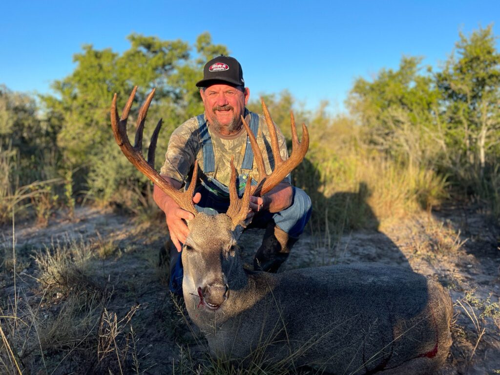 Billy Drapela - Buck