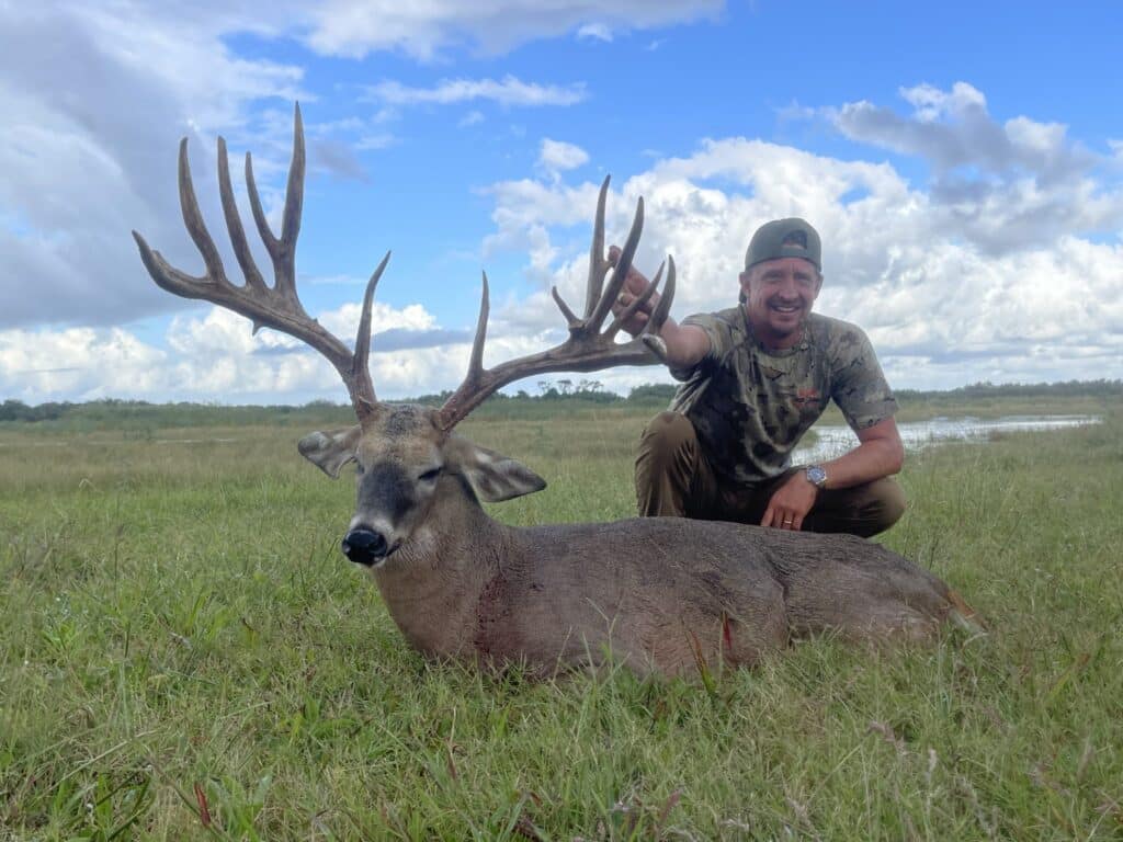 Lance Lester - Buck (1)