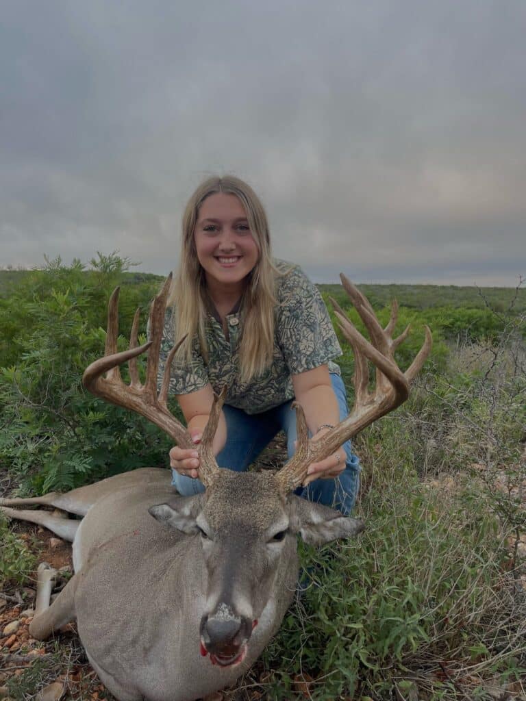 MacKayla Schnautz - Buck