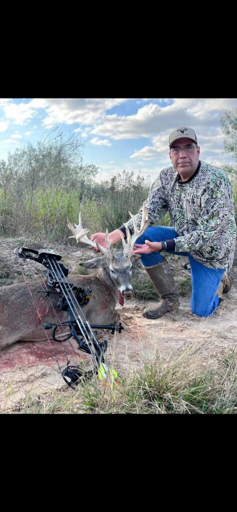 Alfonso Senteno - Buck